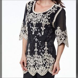 NWT-Simply Couture Black and Gold Tunic